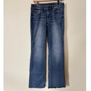 American Eagle Jeans 6 Long Favorite Boyfriend Bootcut Medium Wash
